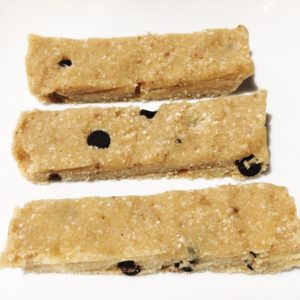 No Bake Chocolate Chip Blondies by Marie Tower at MarieTower.com
